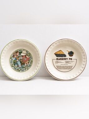 Set of 2 Vintage Ceramic Recipe Plates Blueberry Pie & Country Kids Strawberry